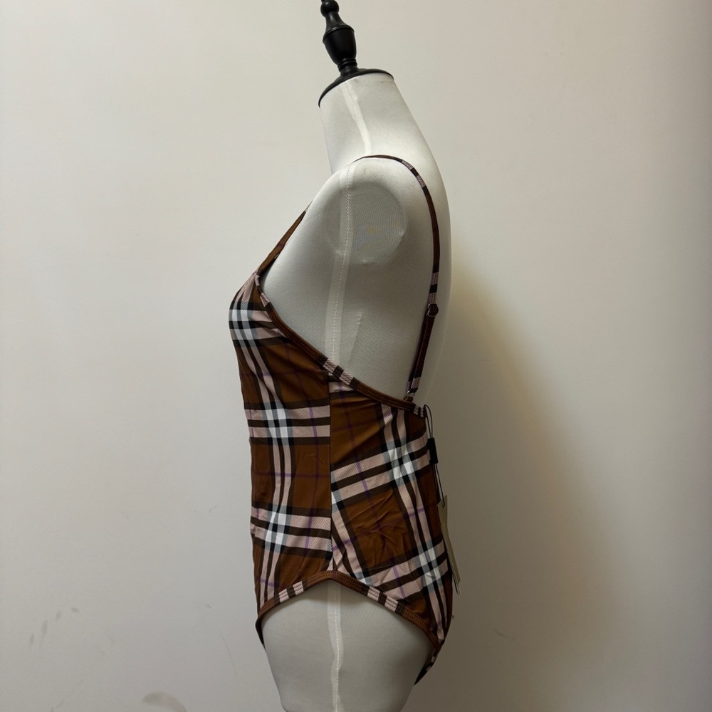 🏝️Burberry One piece swimsuit🩱 - Picture 4 of 8